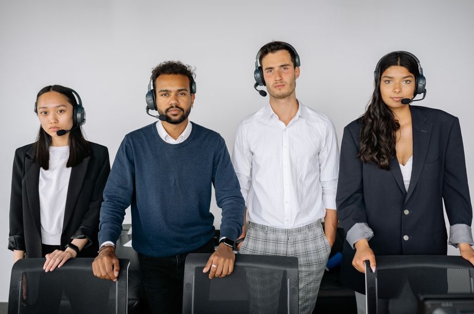 Call handling desk at Hekidi